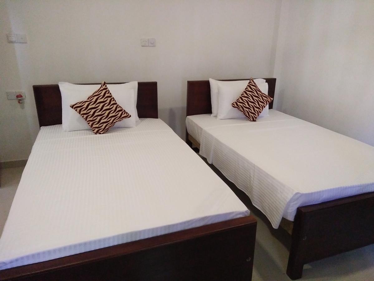 Ocean Bay Surf Resort 韦利格默 外观 照片