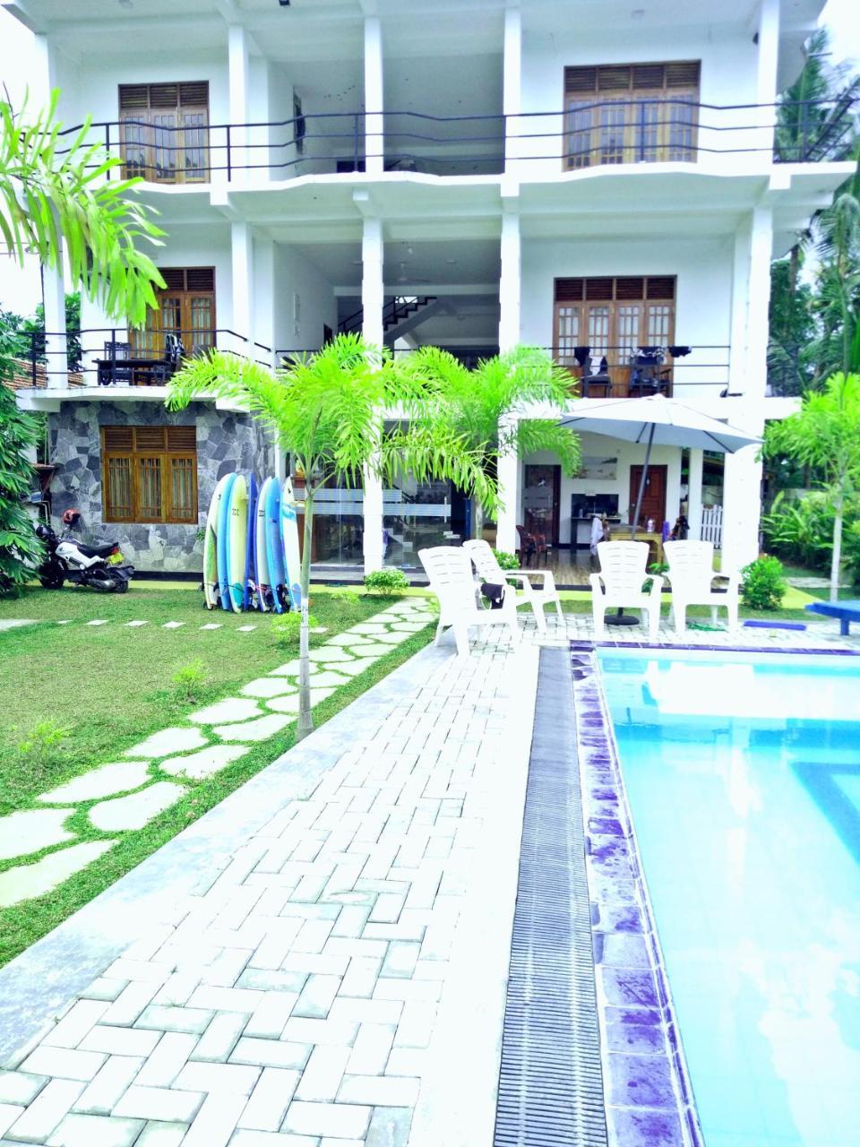 Ocean Bay Surf Resort 韦利格默 外观 照片