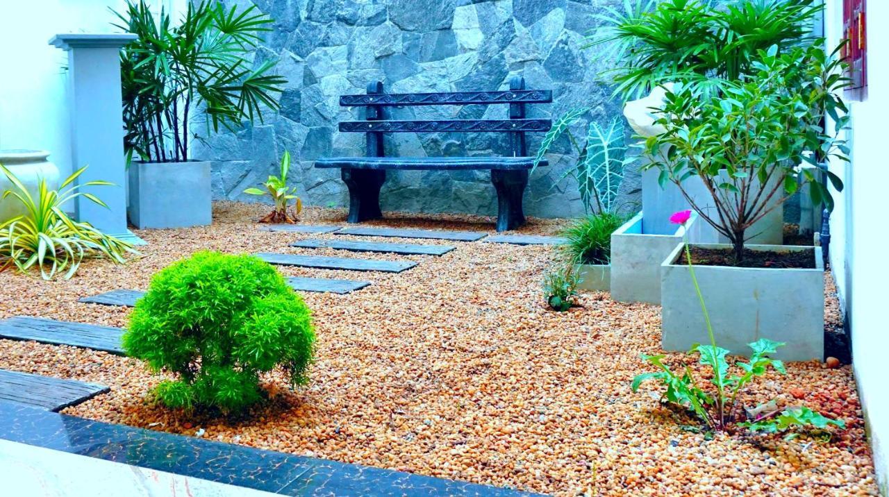 Ocean Bay Surf Resort 韦利格默 外观 照片