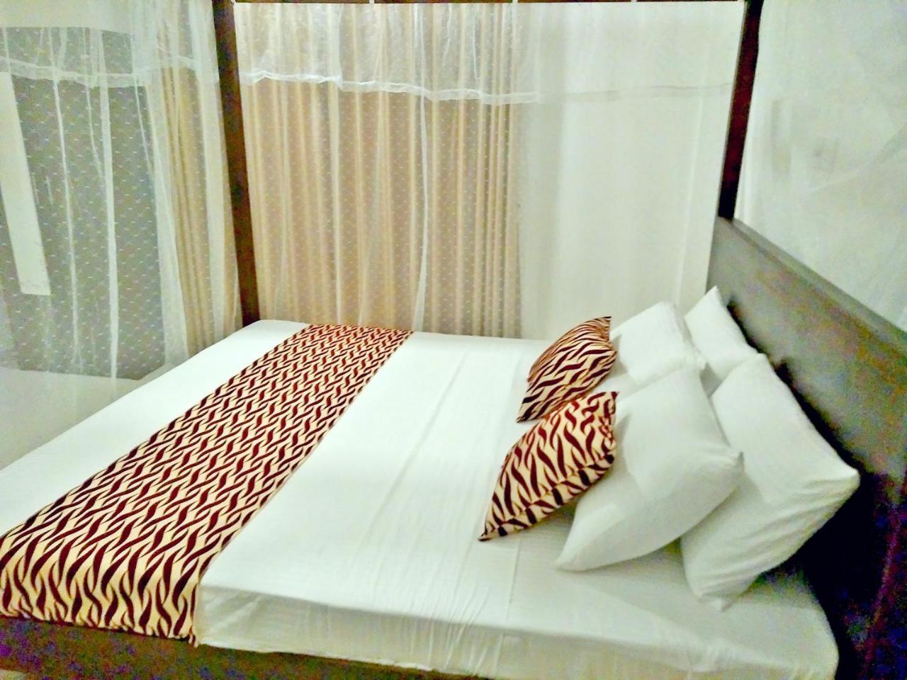 Ocean Bay Surf Resort 韦利格默 外观 照片